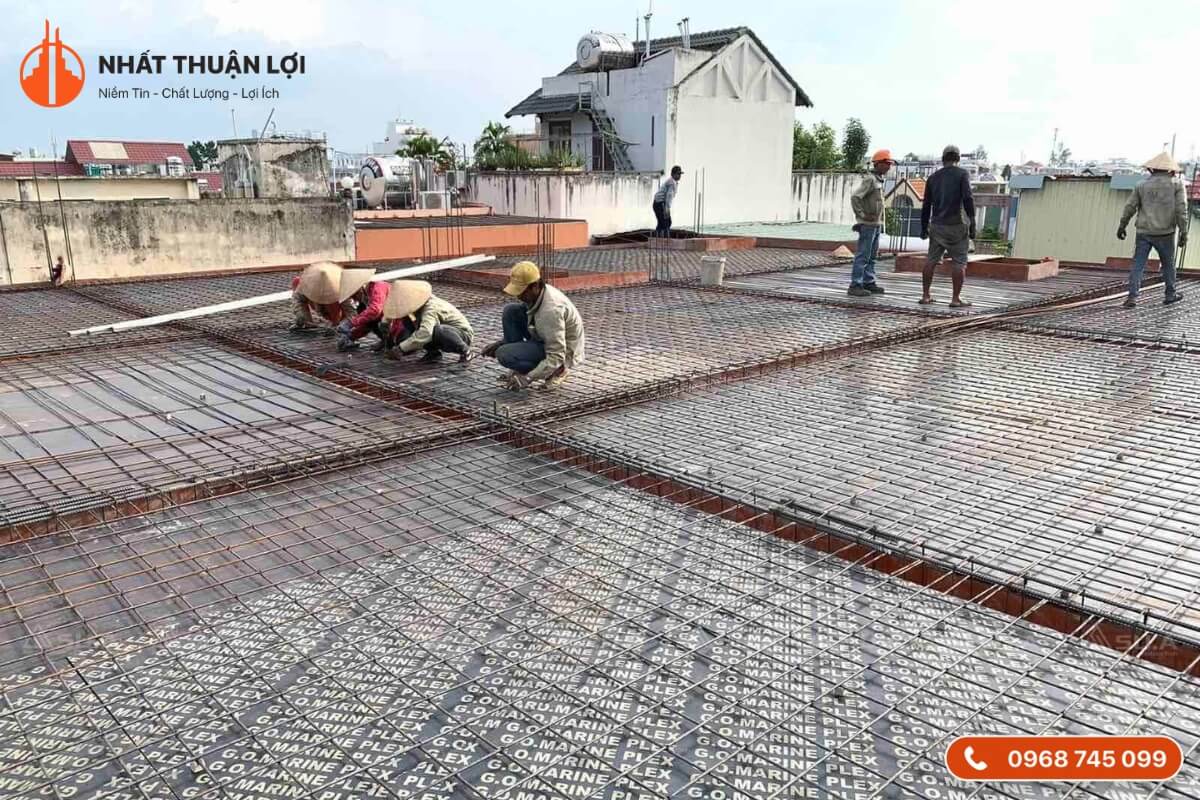 Lắp dựng ván khuôn Lắp dựng ván khuôn